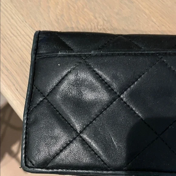 Kate Spade Black Quilted Leather Wallet - Picture 12 of 12